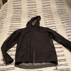 Patagonia GoreTex Rain Jacket Black Size M